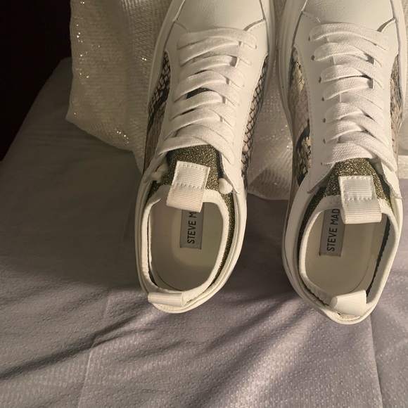 Steve Madden Bliss Sneaker - Picture 2 of 4